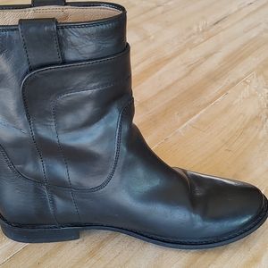 Frye Boots, size 6.5. Excellent condition